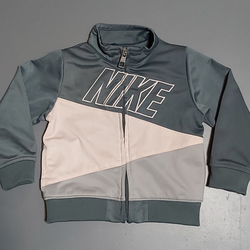 Nike Zip Up Sweater